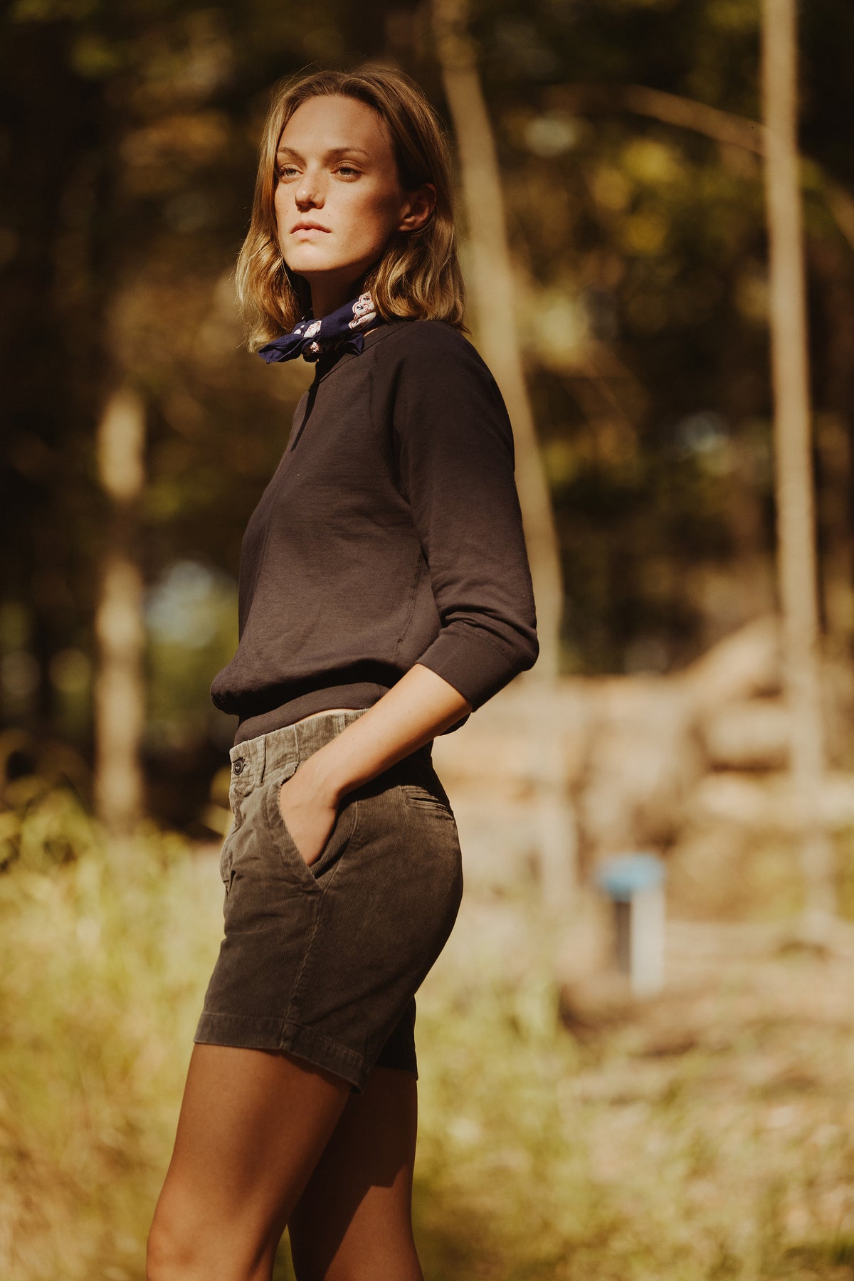 Corduroy shorts with belt loops and side pockets, dark charcoal wash
