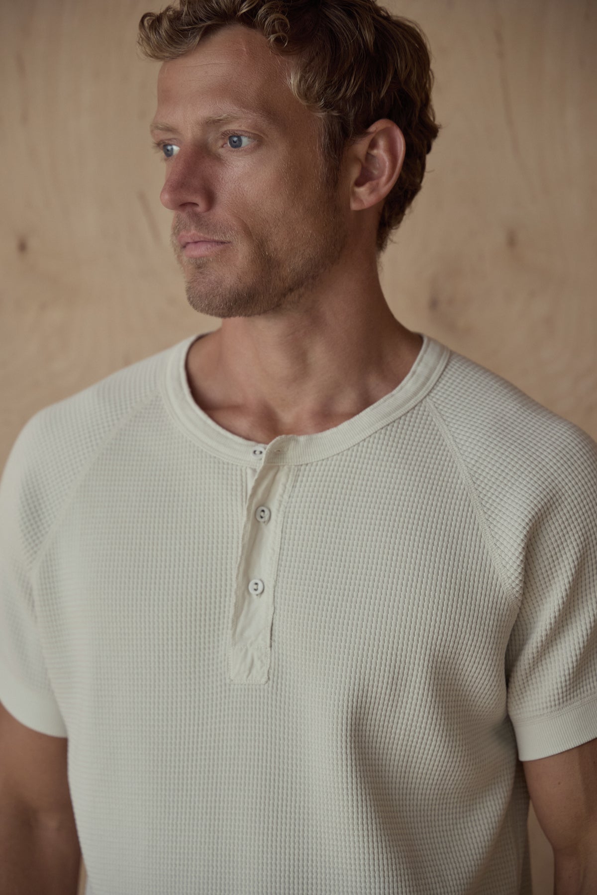 Short-sleeve waffle henley shirt with button placket, off-white
